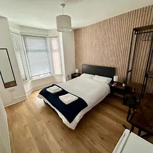 Guest house Stratford, London