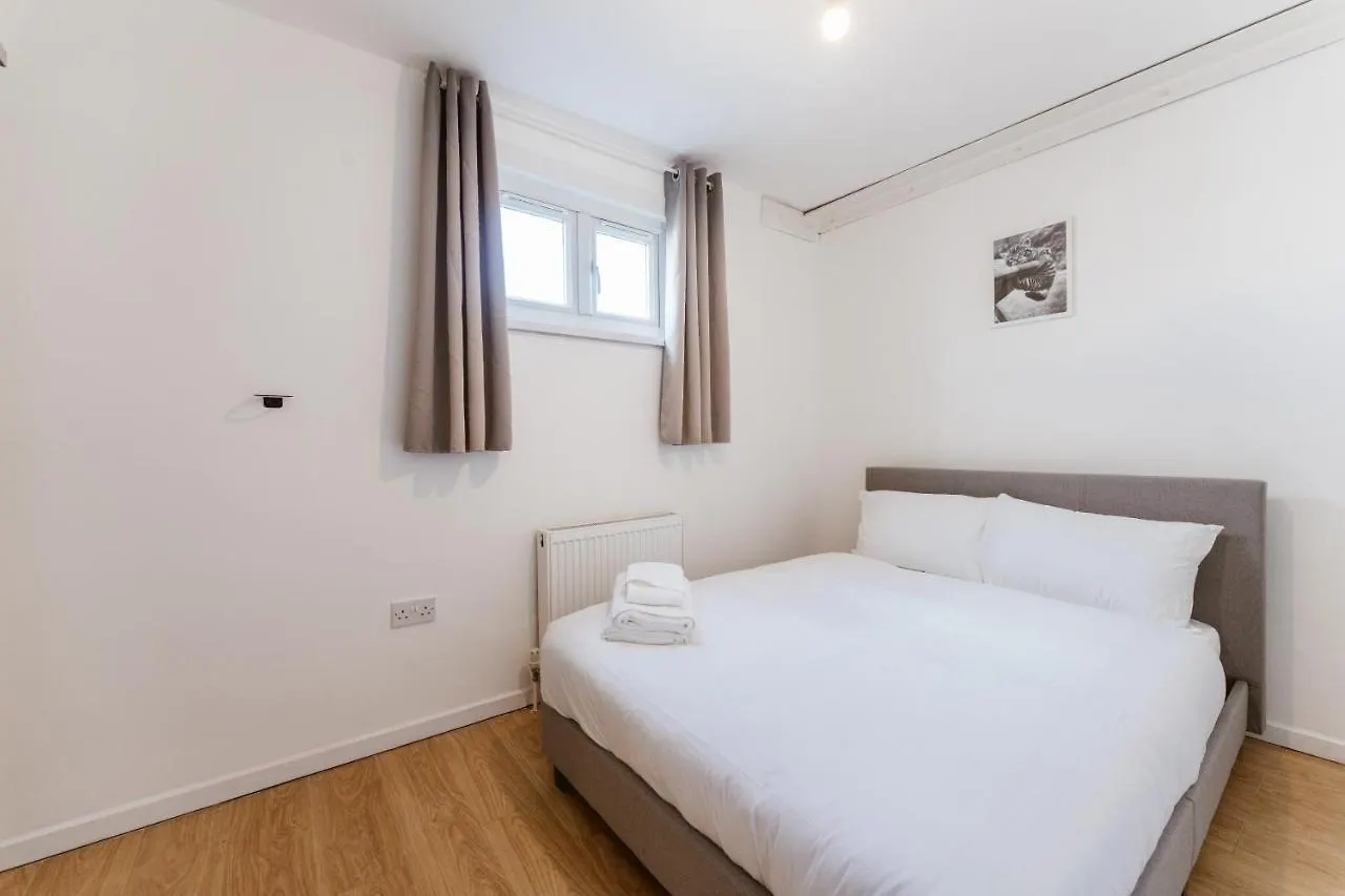 Mile End Double Rooms 27 Guest House Londra Regno Unito